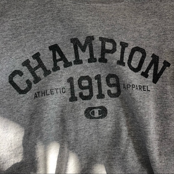 Grey Men’s XXL Champion Crew Neck - Picture 2 of 6